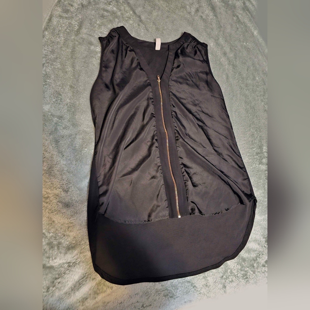Sleeveless Black Zip Up Top